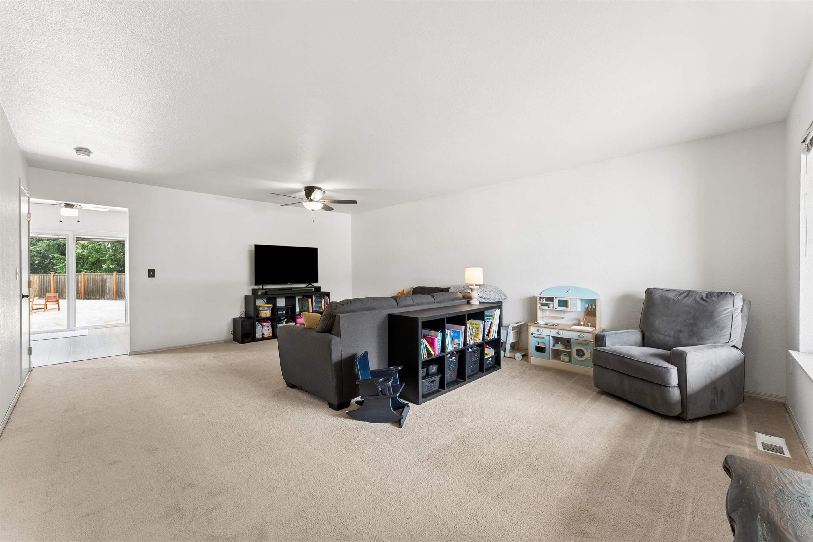 10549 Farwest Ct SE, Yelm, WA 98597