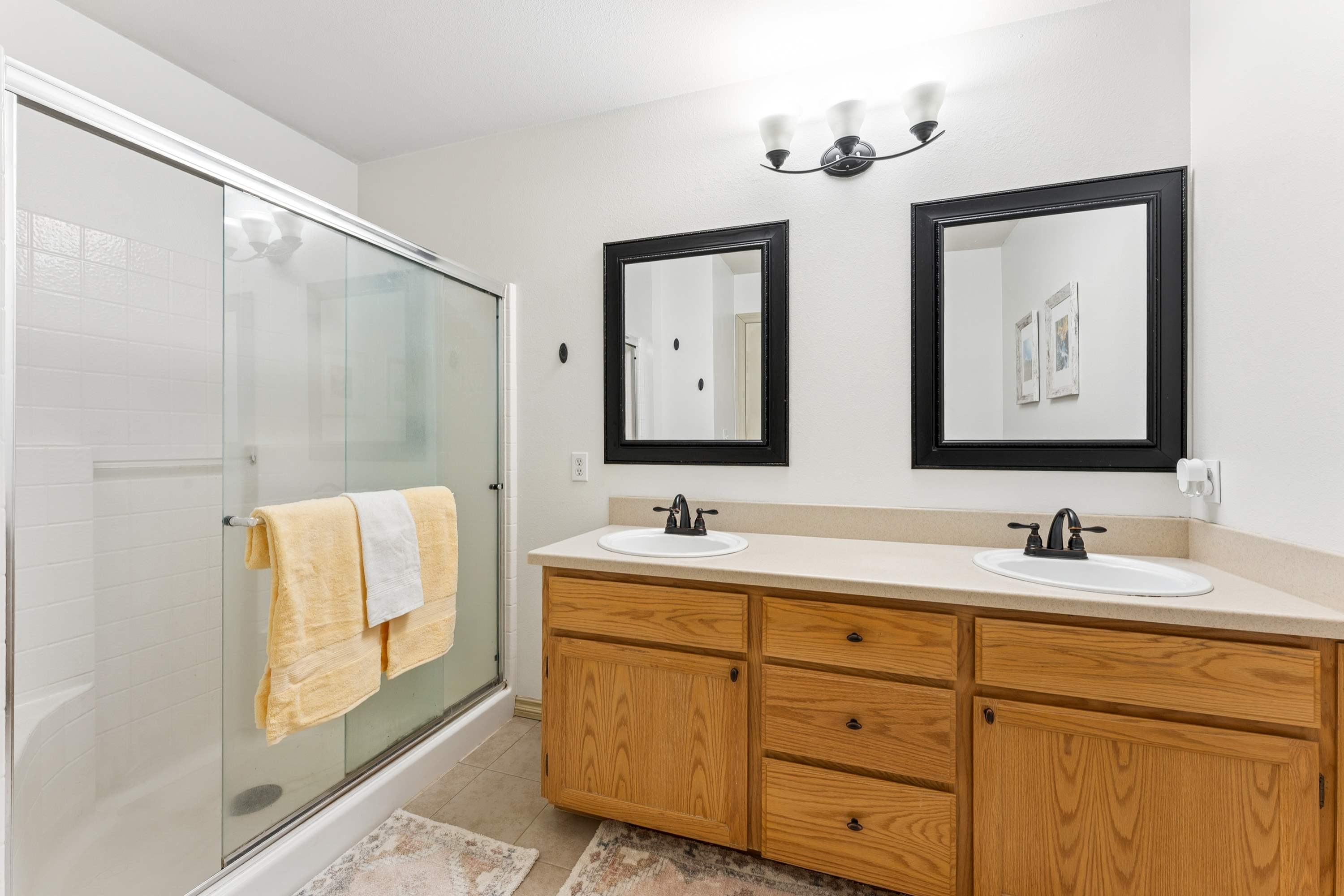 10549 Farwest Ct SE, Yelm, WA 98597