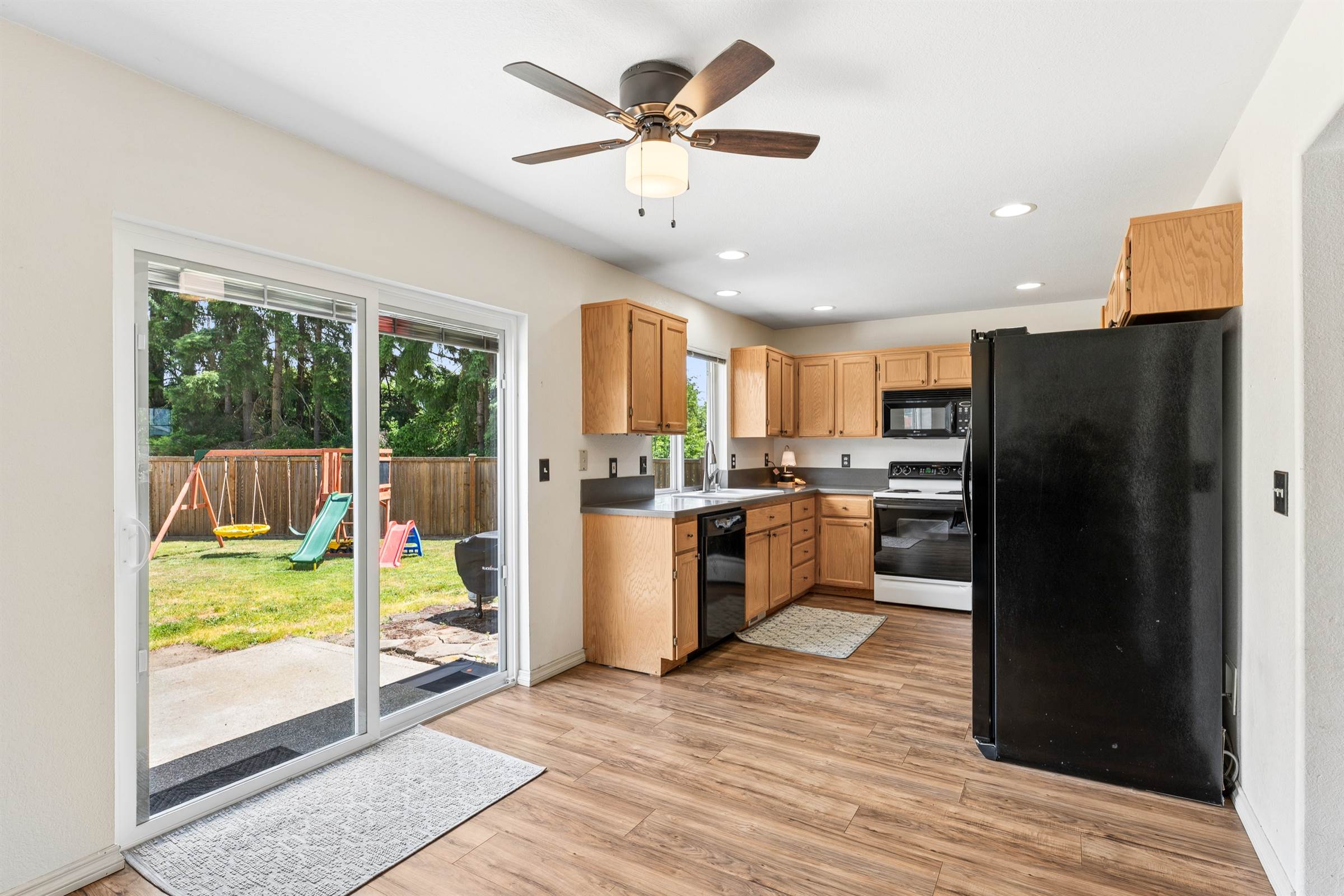10549 Farwest Ct SE, Yelm, WA 98597