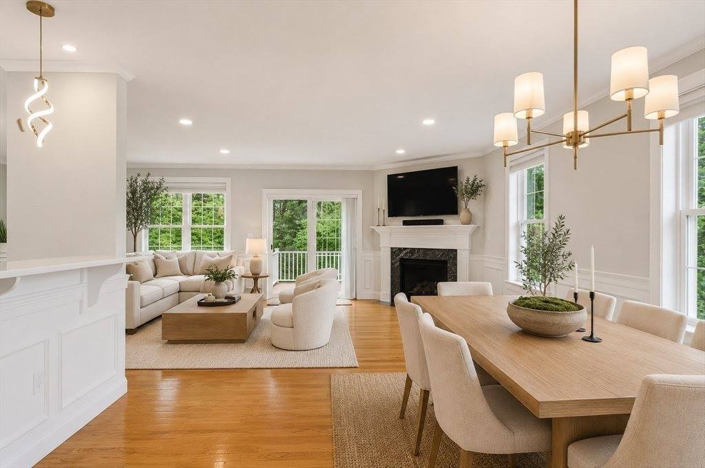 37 Jefferson Dr, Lexington, MA 02420
