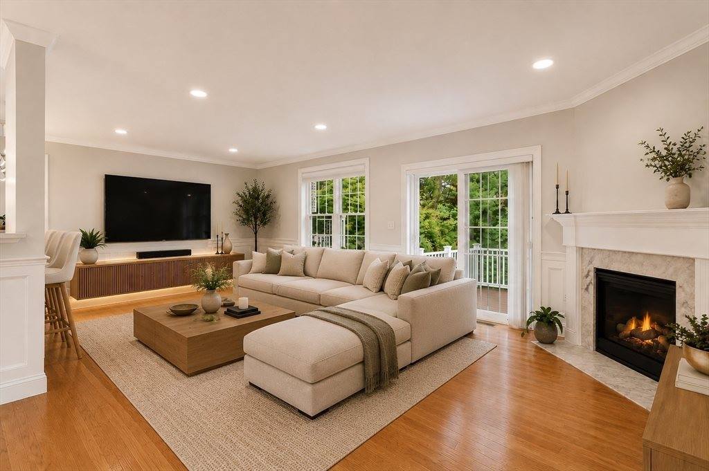 37 Jefferson Dr, Lexington, MA 02420