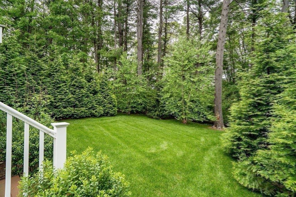 37 Jefferson Dr, Lexington, MA 02420