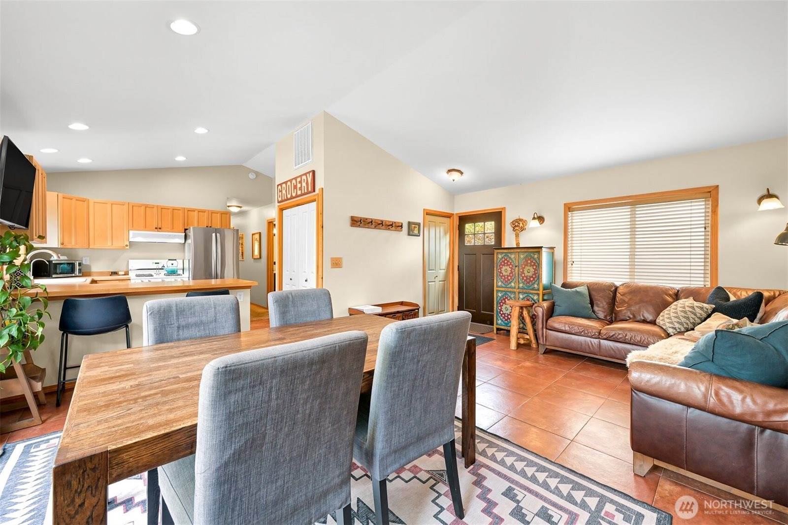 2412 West North Street, Bellingham, WA 98225