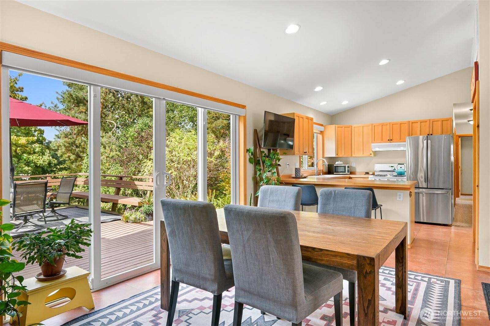 2412 West North Street, Bellingham, WA 98225
