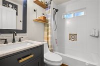 2412 West North Street, Bellingham, WA 98225