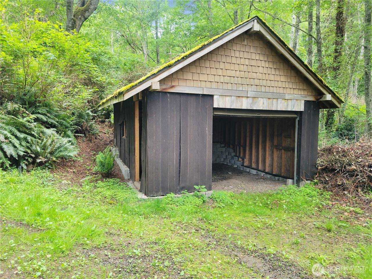 101 Fleet Drive, Port Ludlow, WA 98365