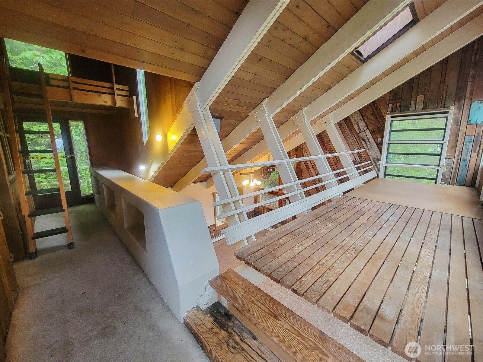 101 Fleet Drive, Port Ludlow, WA 98365