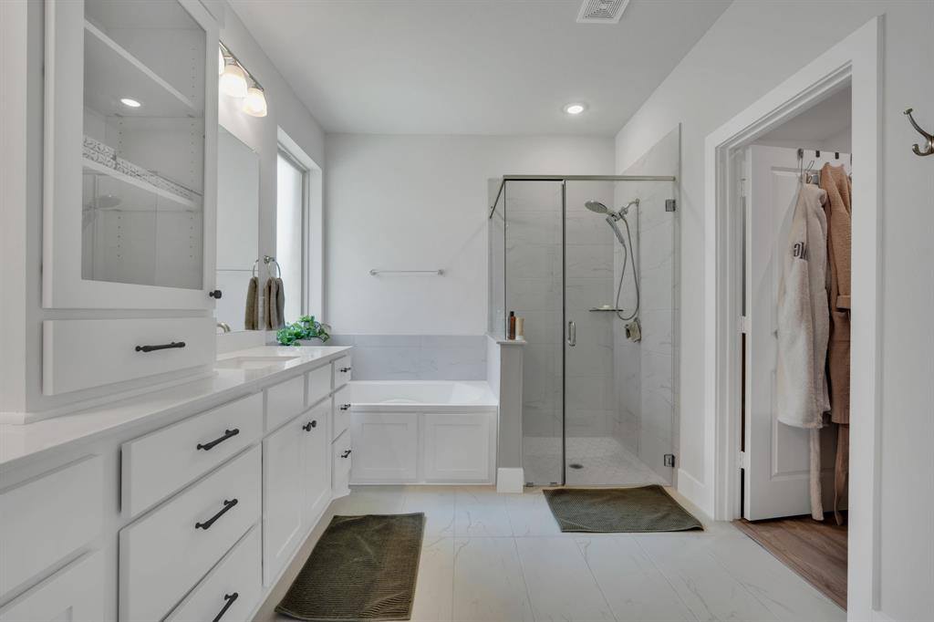 2212 Vista Way, Waxahachie, TX 75165