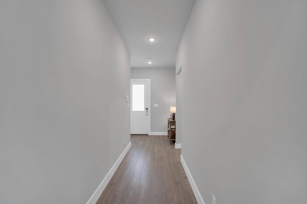 2212 Vista Way, Waxahachie, TX 75165