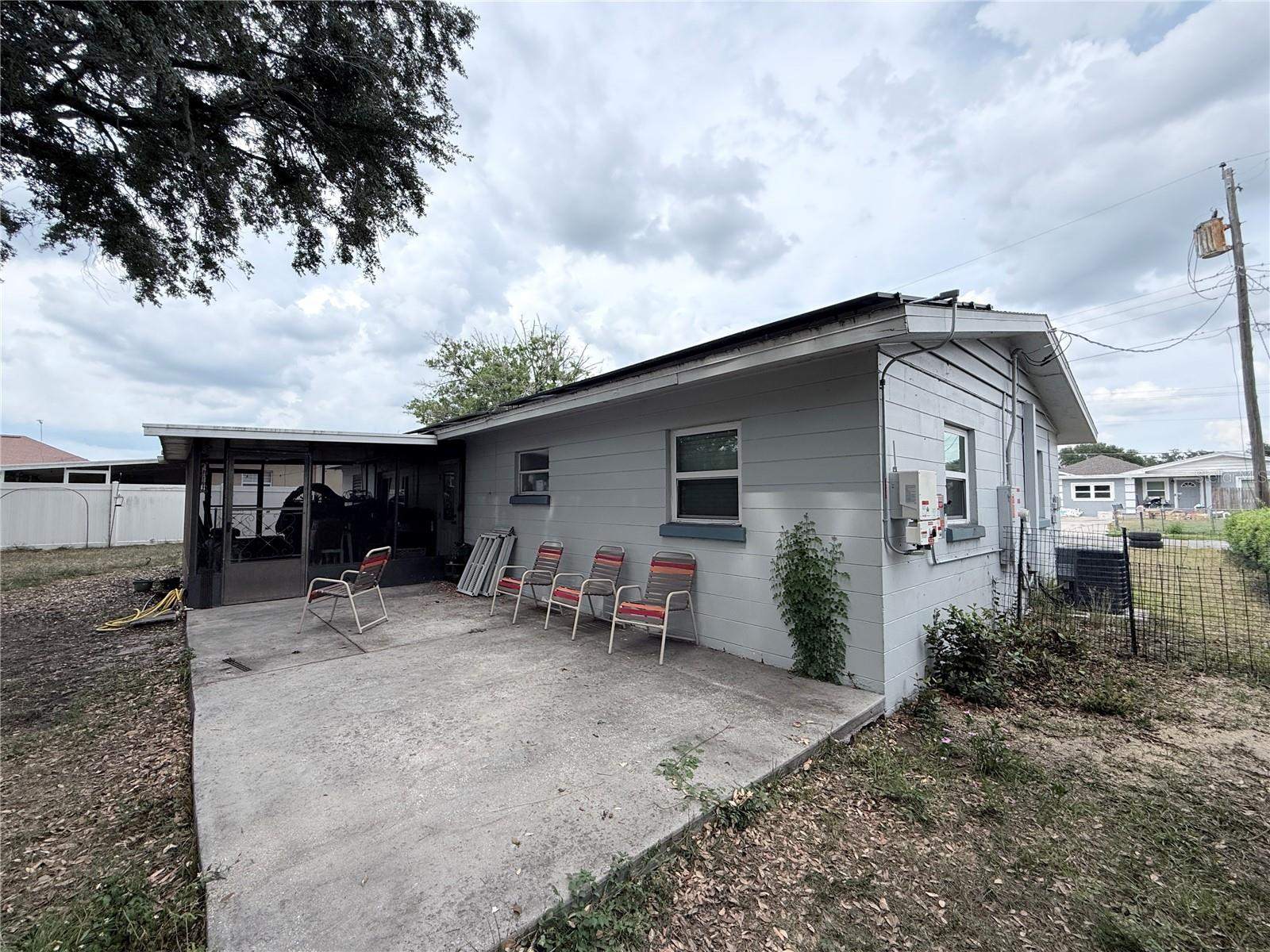 105 Margaret Street, Auburndale, FL 33823