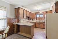 400 Nottingham St, Springfield, MA 01104