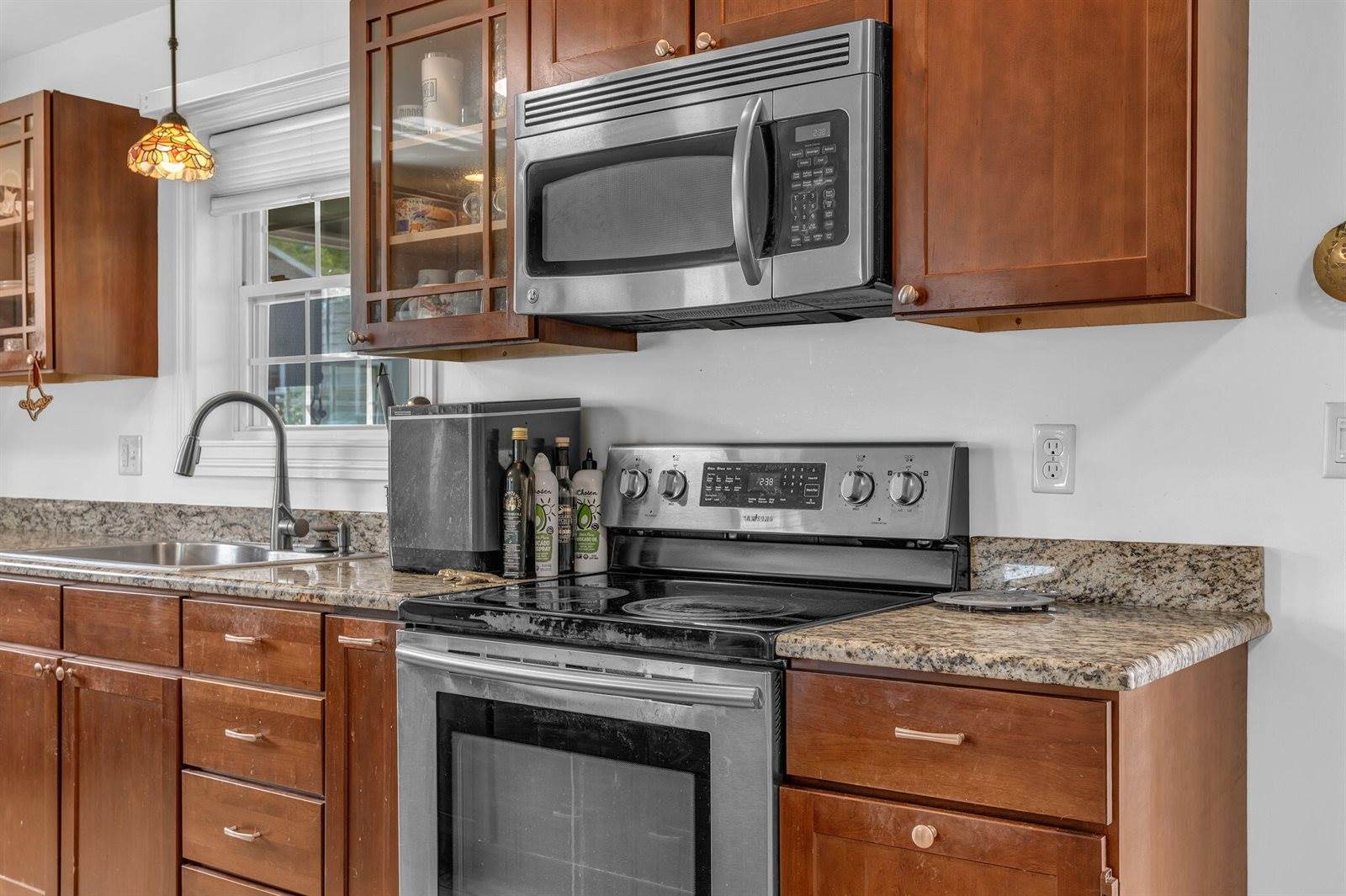 174 Rolling Meadow Drive, Bangor, ME 04401