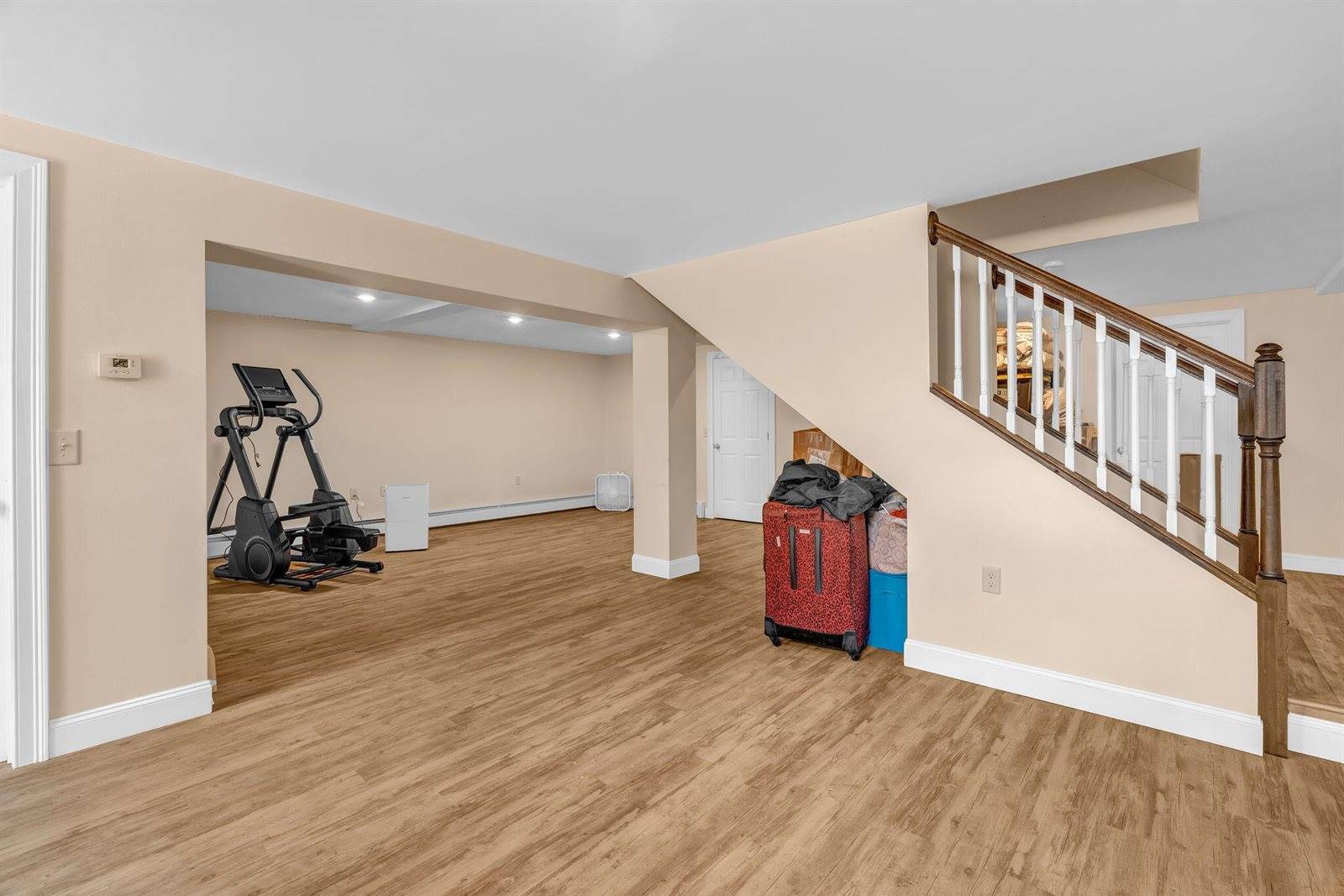 174 Rolling Meadow Drive, Bangor, ME 04401