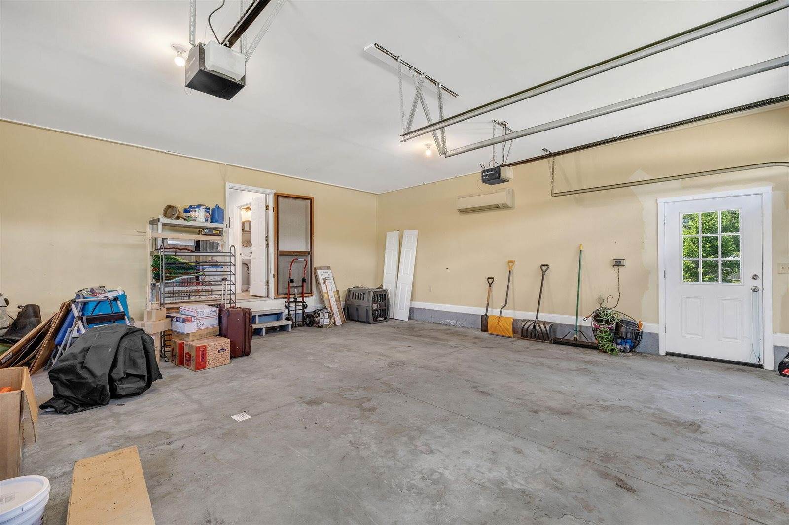174 Rolling Meadow Drive, Bangor, ME 04401