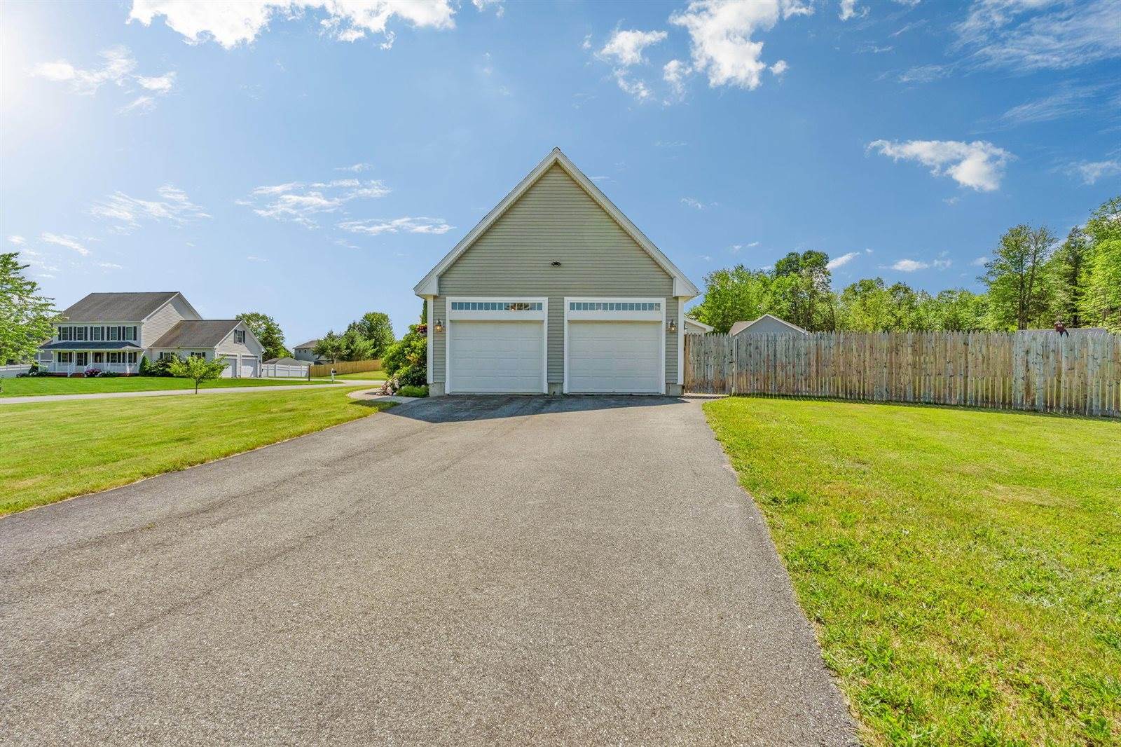174 Rolling Meadow Drive, Bangor, ME 04401