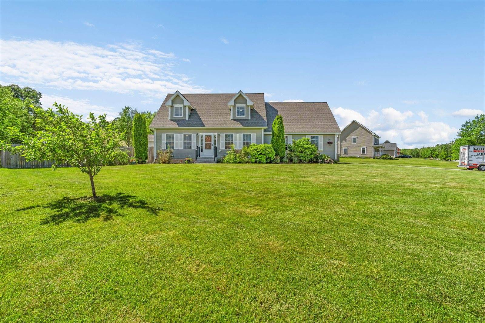 174 Rolling Meadow Drive, Bangor, ME 04401