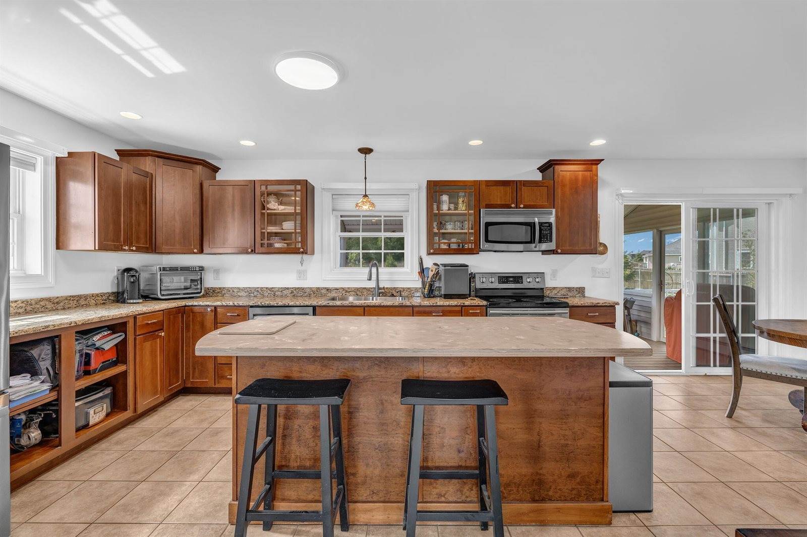 174 Rolling Meadow Drive, Bangor, ME 04401