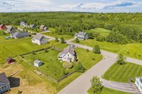 174 Rolling Meadow Drive, Bangor, ME 04401