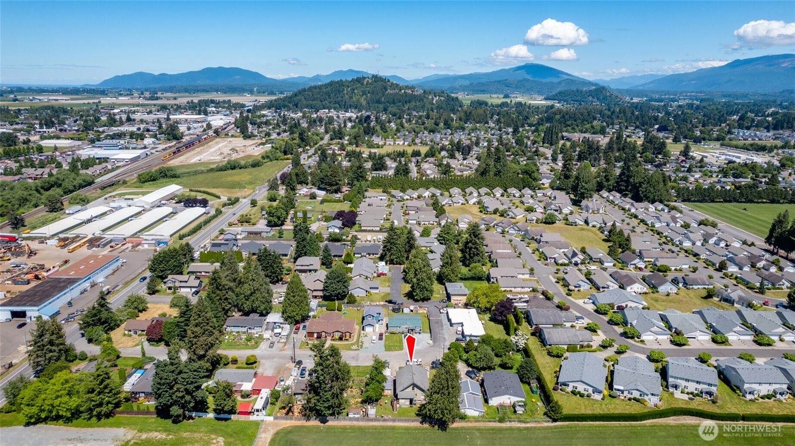 810 Cul De Sac Avenue, Burlington, WA 98233