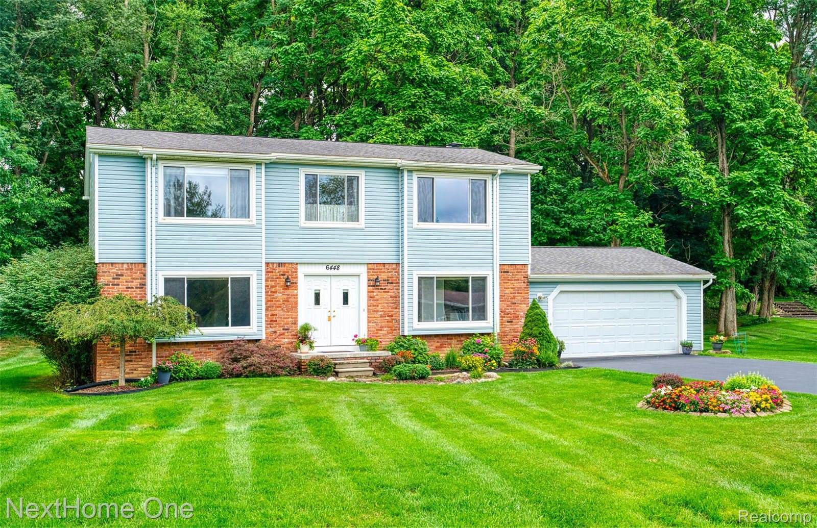 6448 Grand Circle Drive, Genoa Township, MI 48116