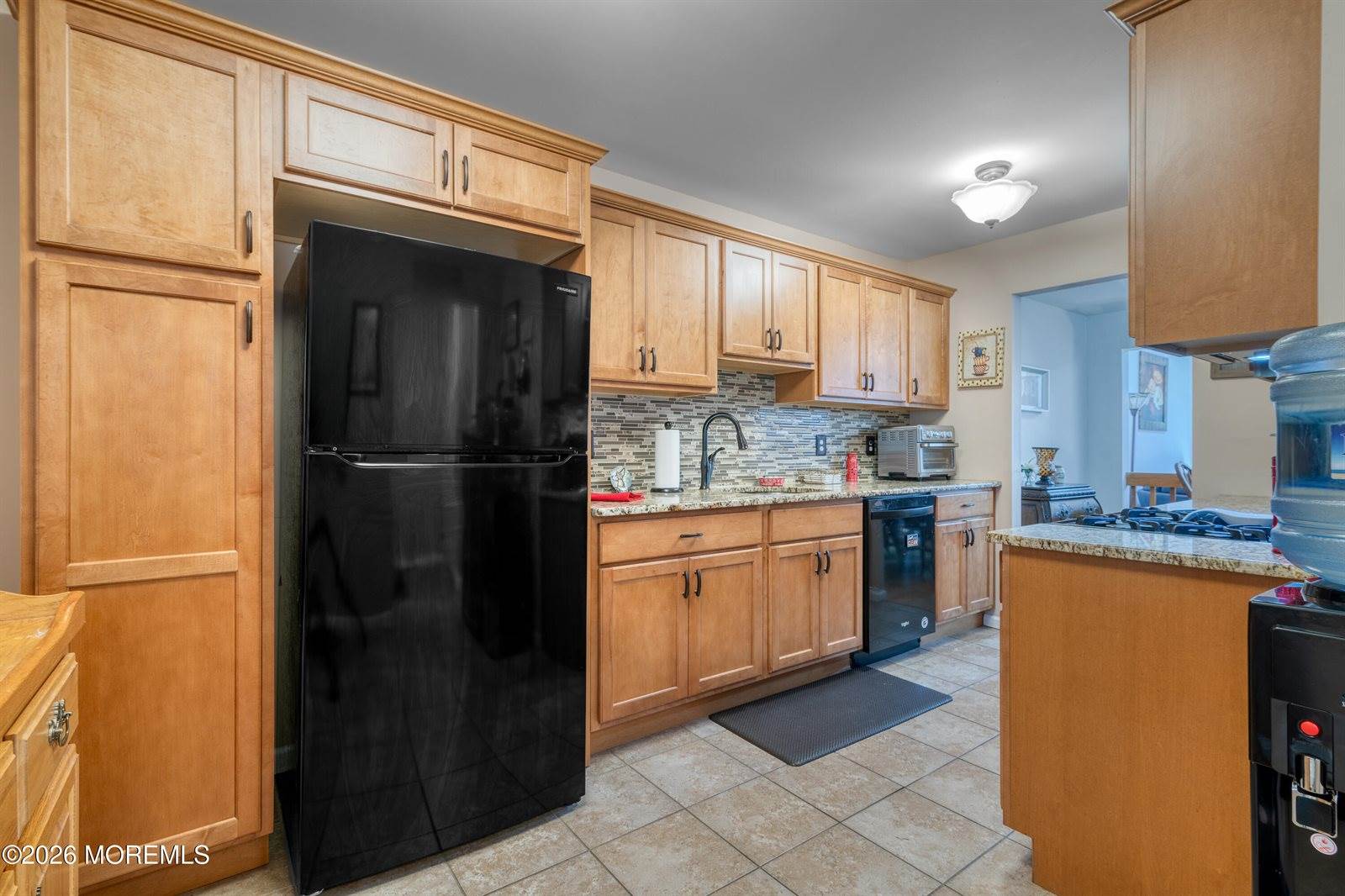 192 Longwood Drive, Manalapan, NJ 07726