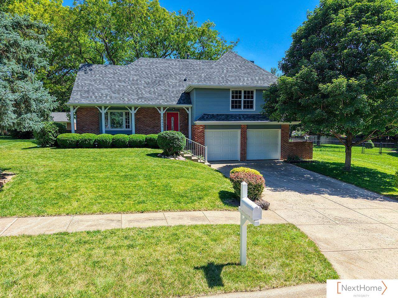 5430 Danbury Road, Lincoln, NE 68512