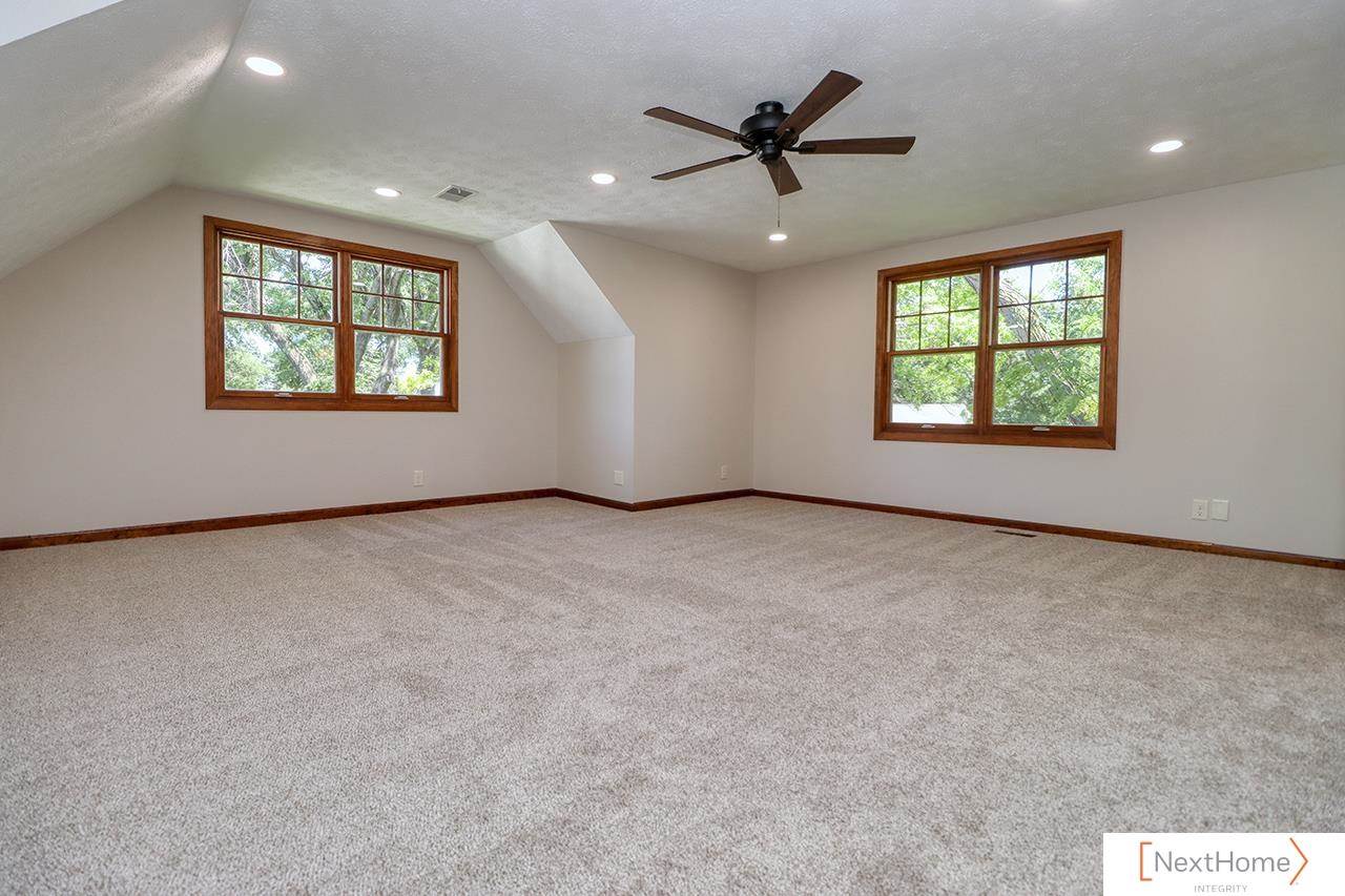5430 Danbury Road, Lincoln, NE 68512