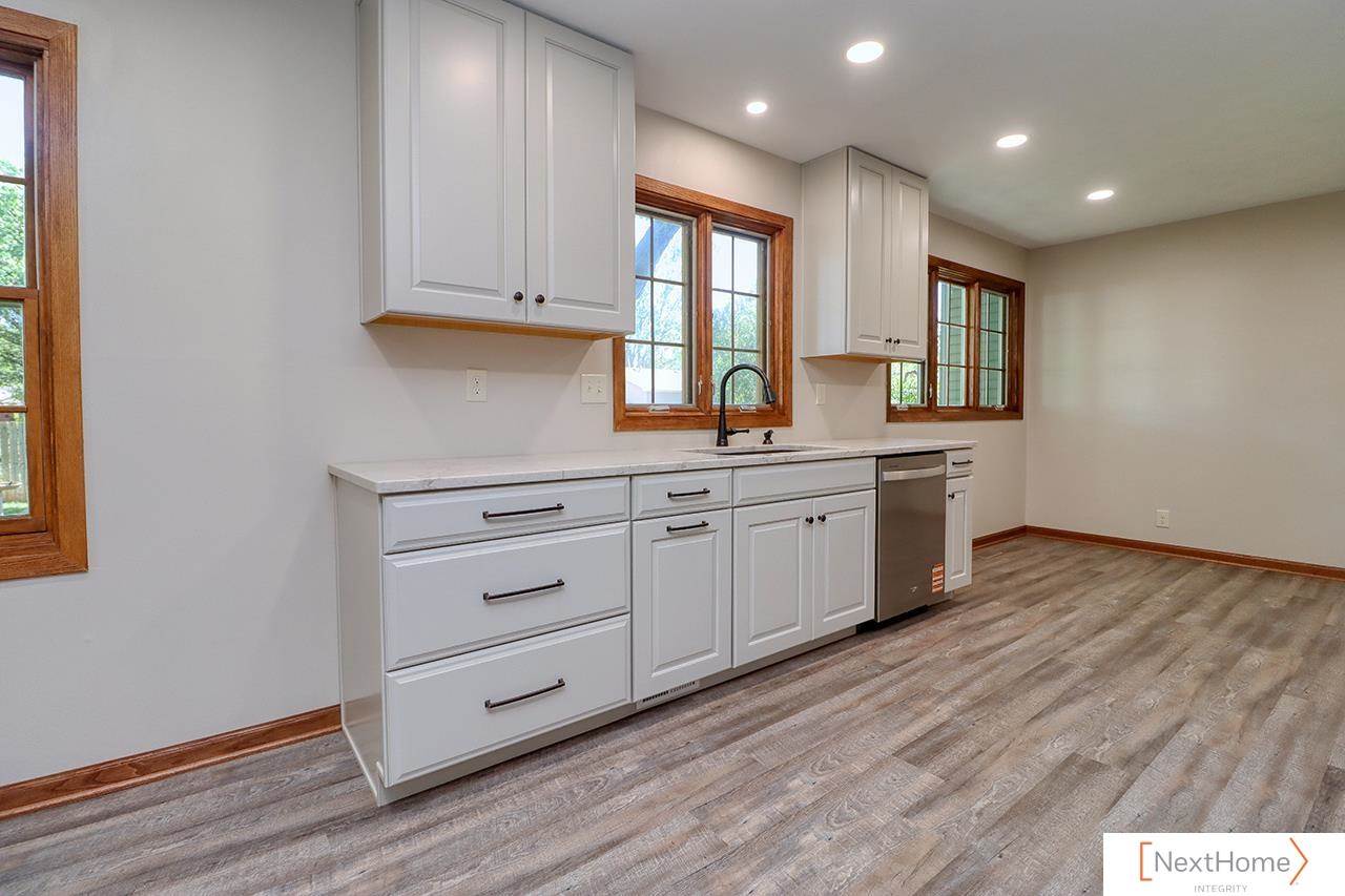 5430 Danbury Road, Lincoln, NE 68512