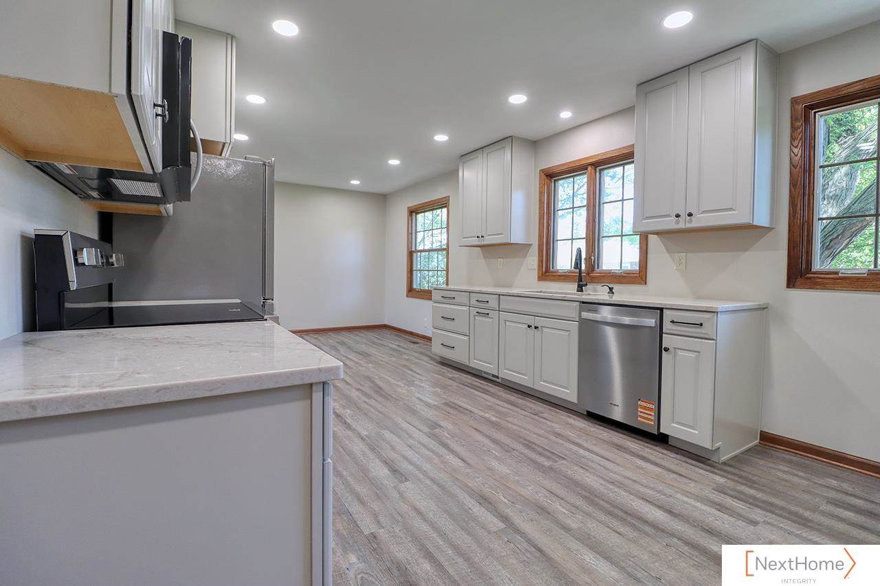 5430 Danbury Road, Lincoln, NE 68512