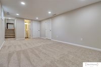 5430 Danbury Road, Lincoln, NE 68512