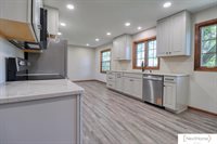 5430 Danbury Road, Lincoln, NE 68512