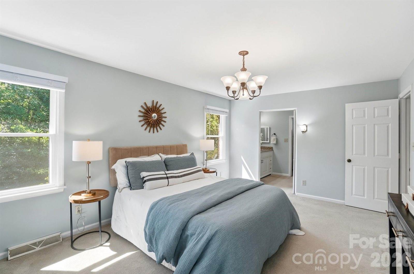 723 Walnut Point Drive, Matthews, NC 28105