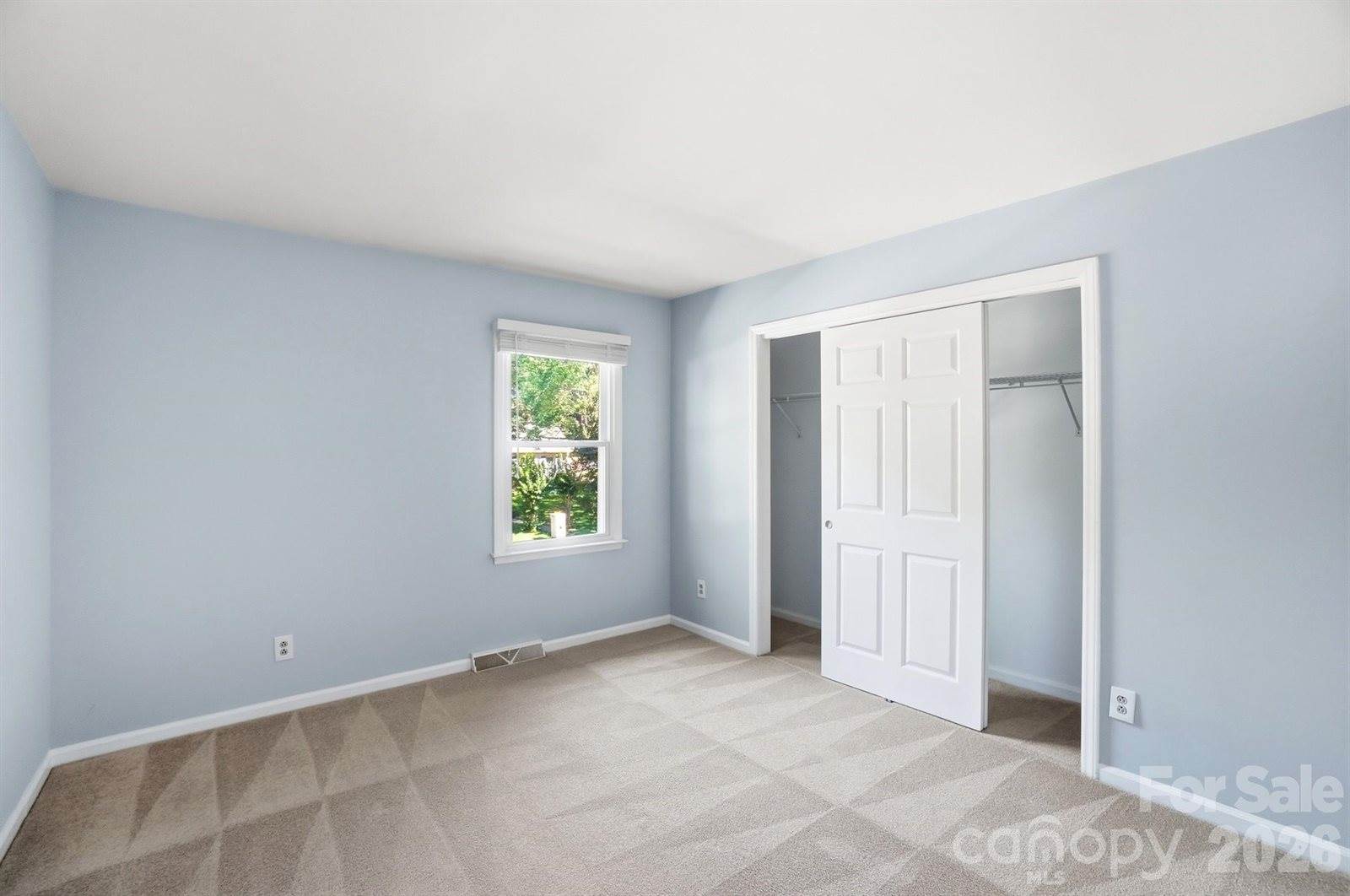 723 Walnut Point Drive, Matthews, NC 28105