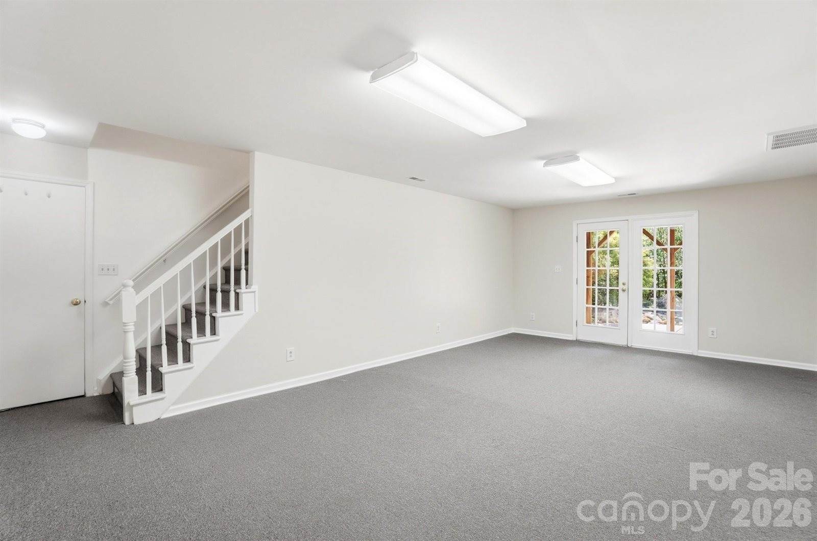 723 Walnut Point Drive, Matthews, NC 28105