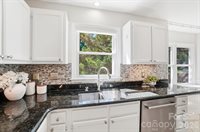 723 Walnut Point Drive, Matthews, NC 28105