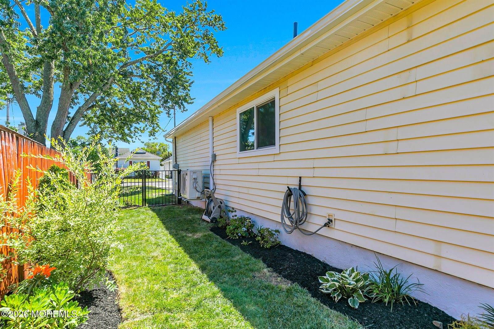 27 Passaic Street, North Middletown, NJ 07758