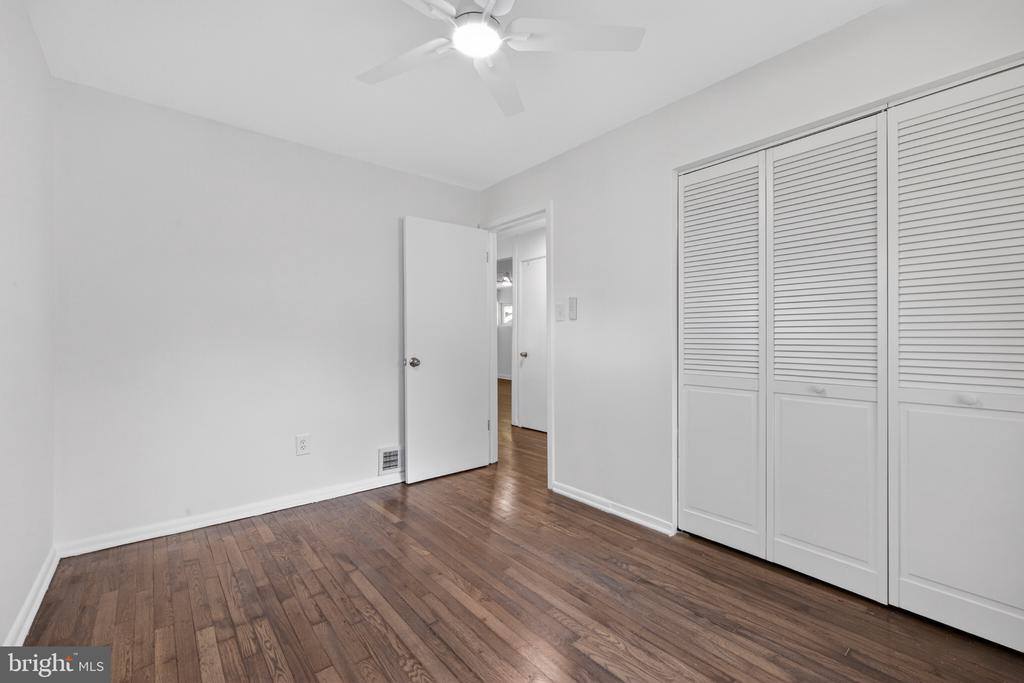 303 Nimitz Avenue, Rockville, MD 20851