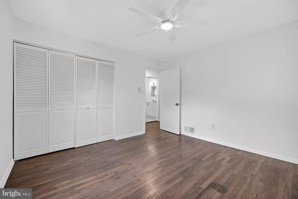 303 Nimitz Avenue, Rockville, MD 20851