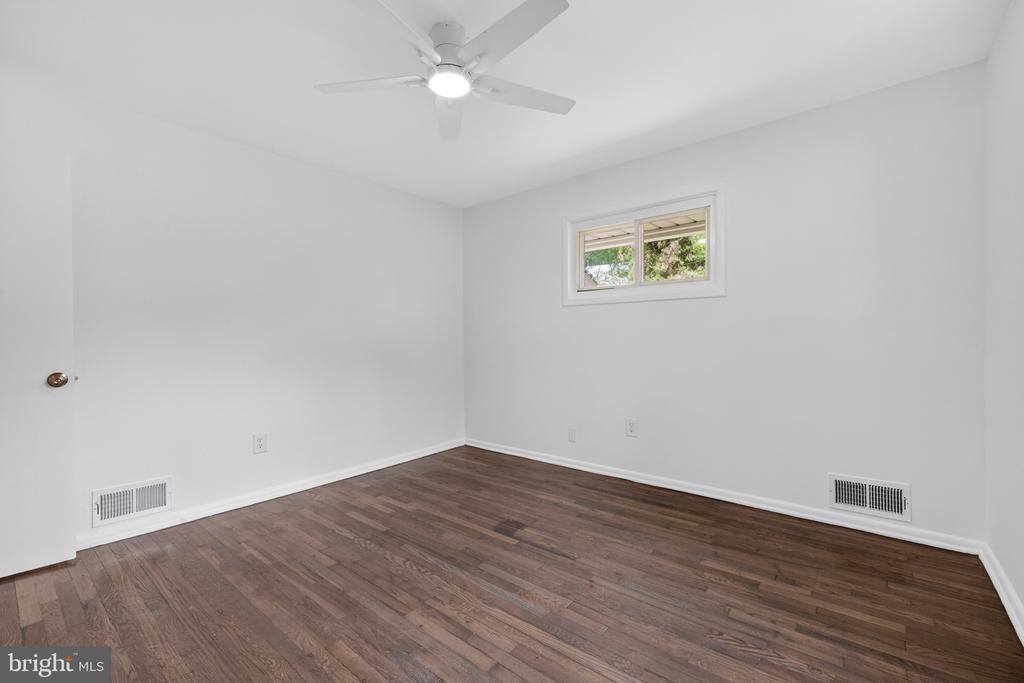 303 Nimitz Avenue, Rockville, MD 20851