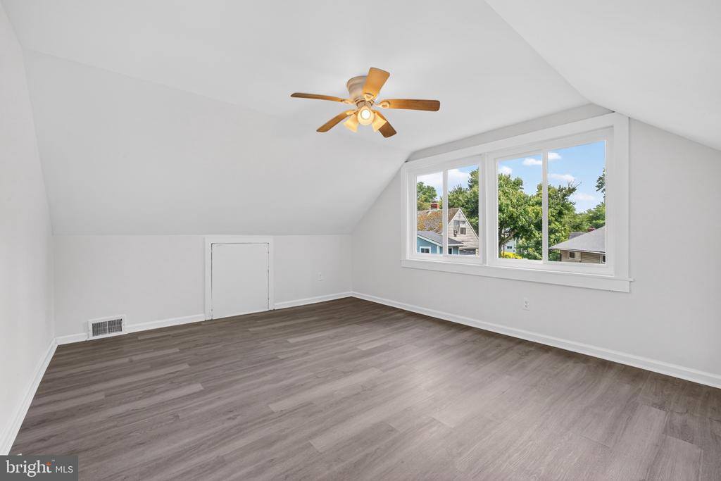303 Nimitz Avenue, Rockville, MD 20851