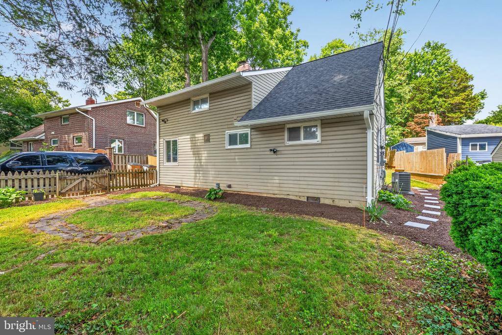303 Nimitz Avenue, Rockville, MD 20851