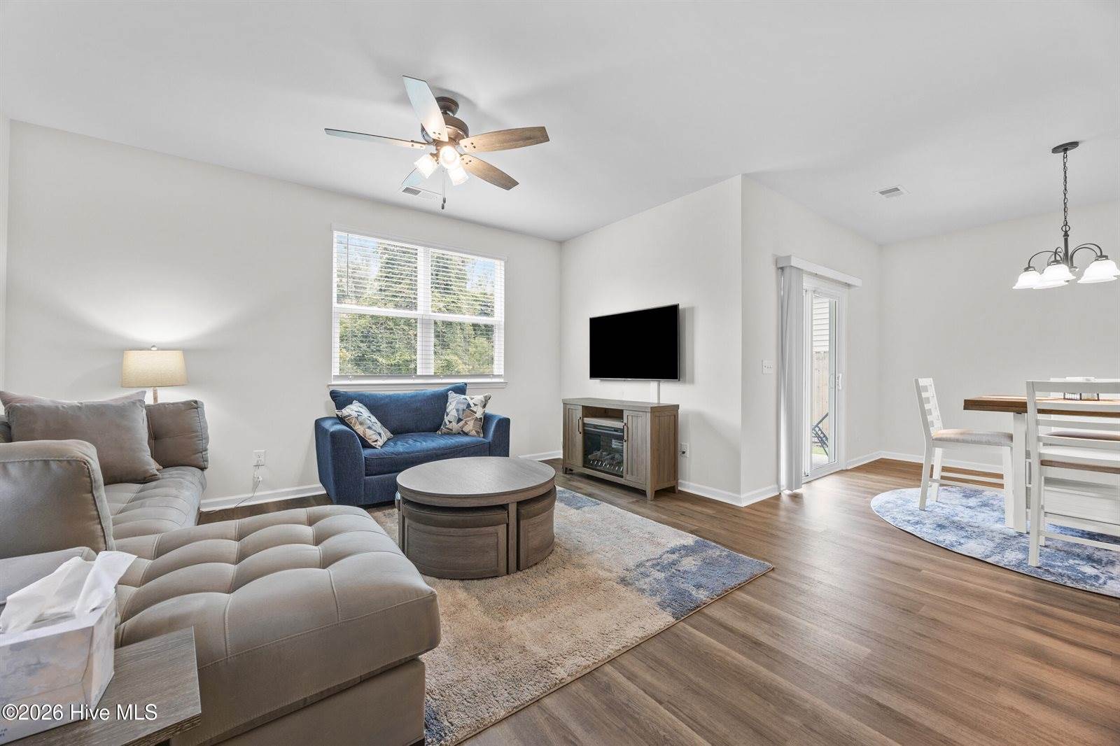 323 Windy Woods Way, Wilmington, NC 28401