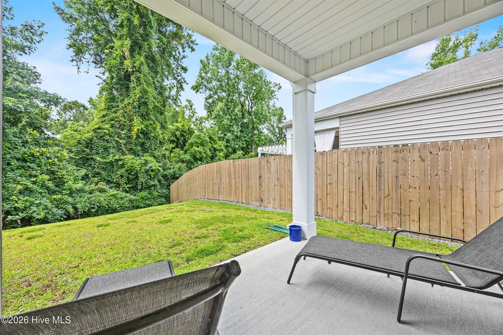 323 Windy Woods Way, Wilmington, NC 28401
