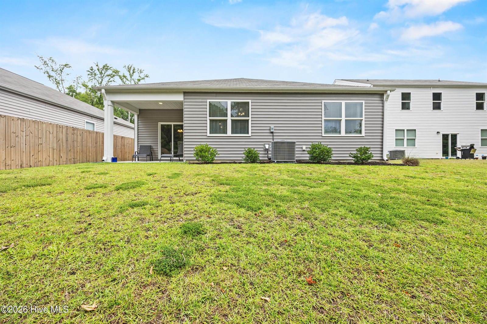 323 Windy Woods Way, Wilmington, NC 28401
