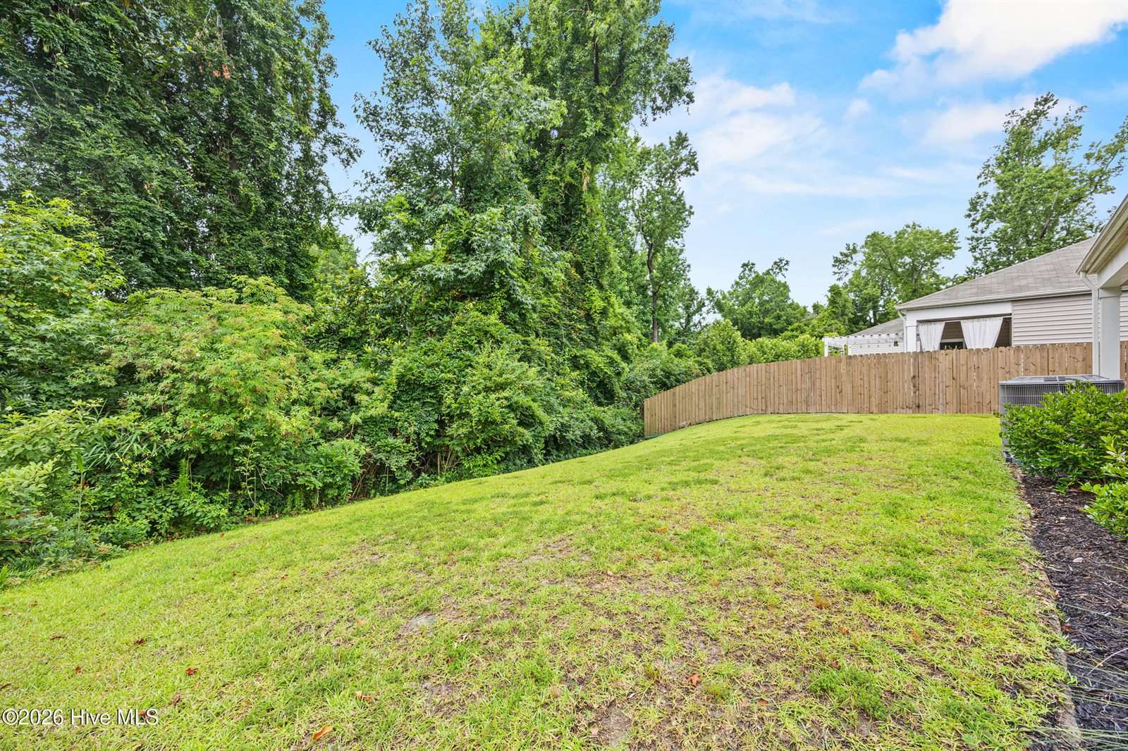 323 Windy Woods Way, Wilmington, NC 28401