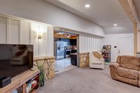 915 East 15th Ave, Winfield, KS 67156