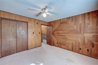 915 East 15th Ave, Winfield, KS 67156