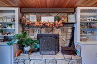 915 East 15th Ave, Winfield, KS 67156