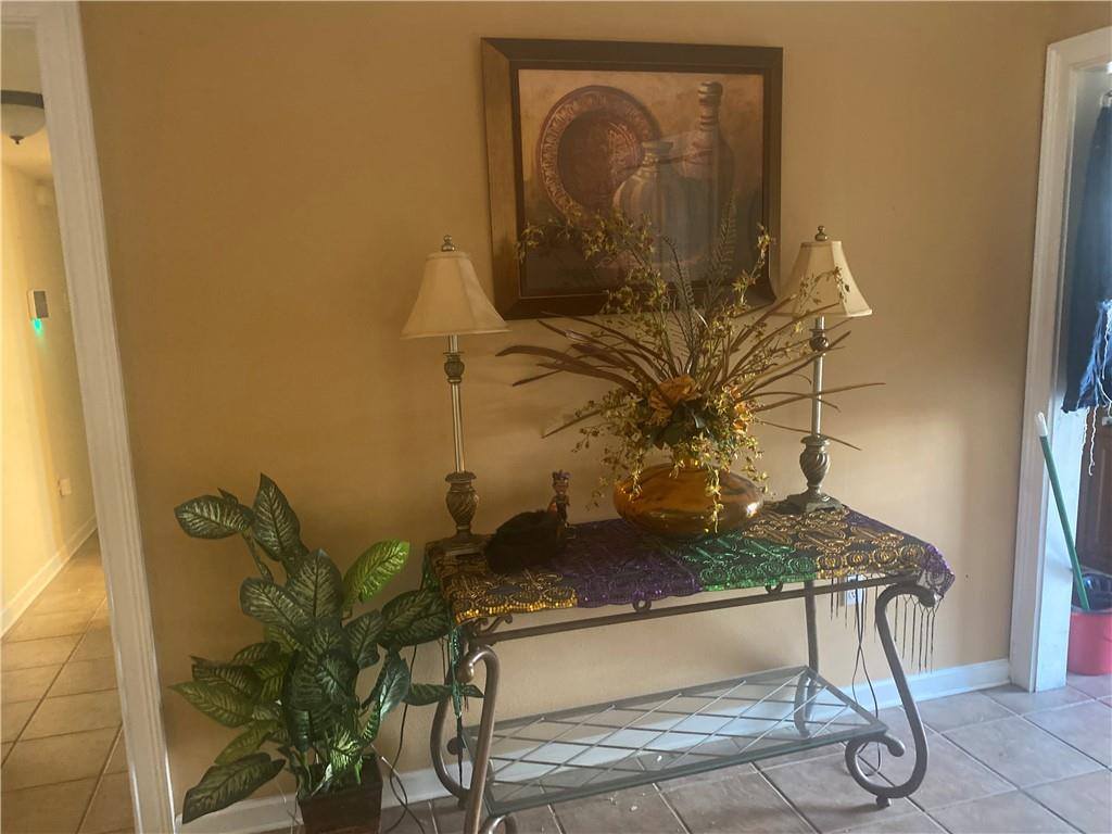 4215 Saint Bernard Avenue, New Orleans, LA 70122