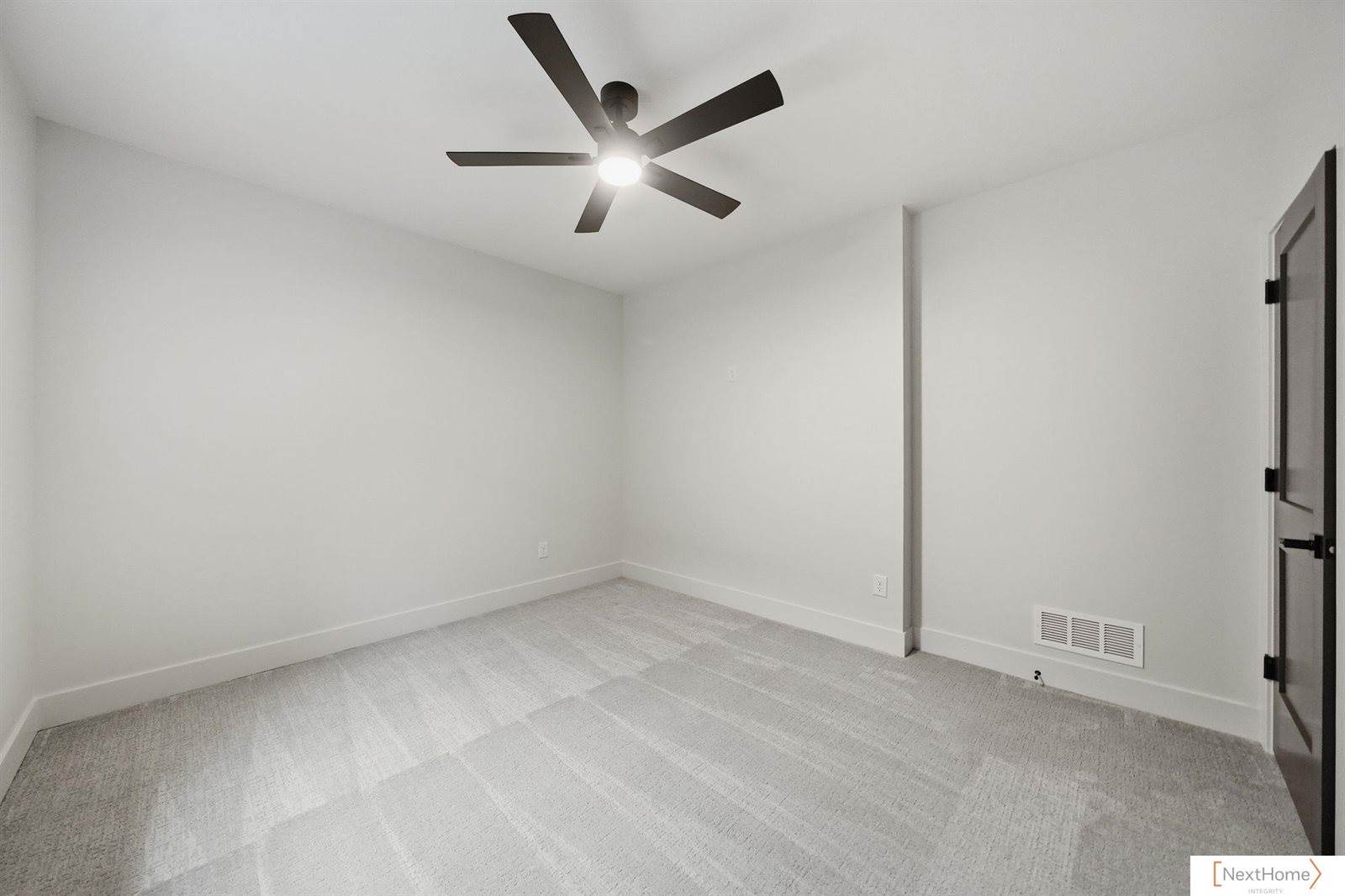8921 Dragonfly Lane, Lincoln, NE 68526
